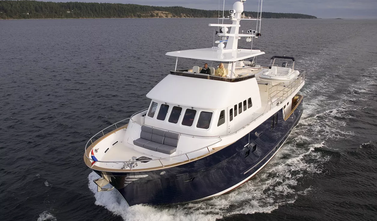 Моторная яхта Northern Marine 80 - фото 2
