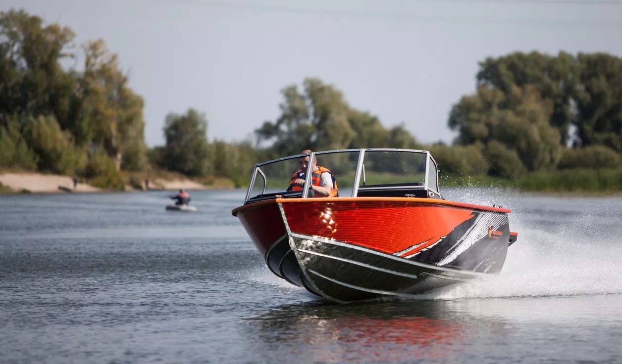 Катер Realcraft 510 Fish - фото 1