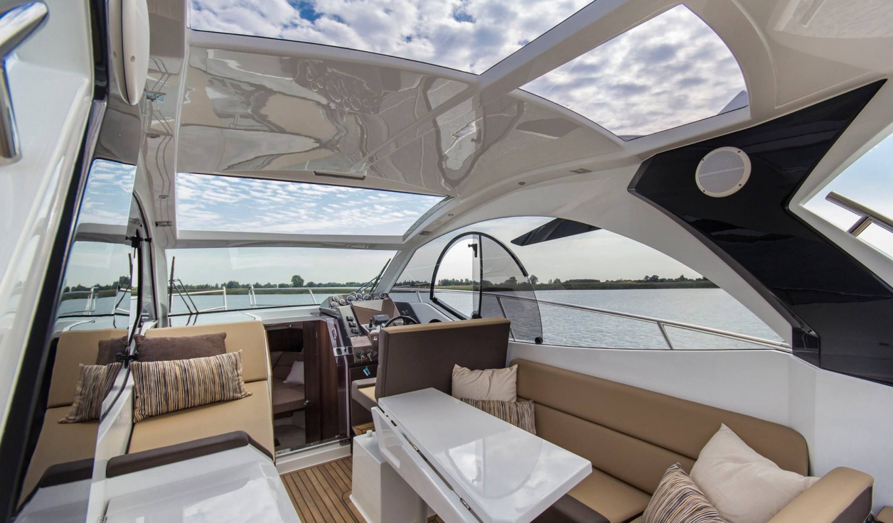 Моторная яхта Galeon 305 HTS - фото 2