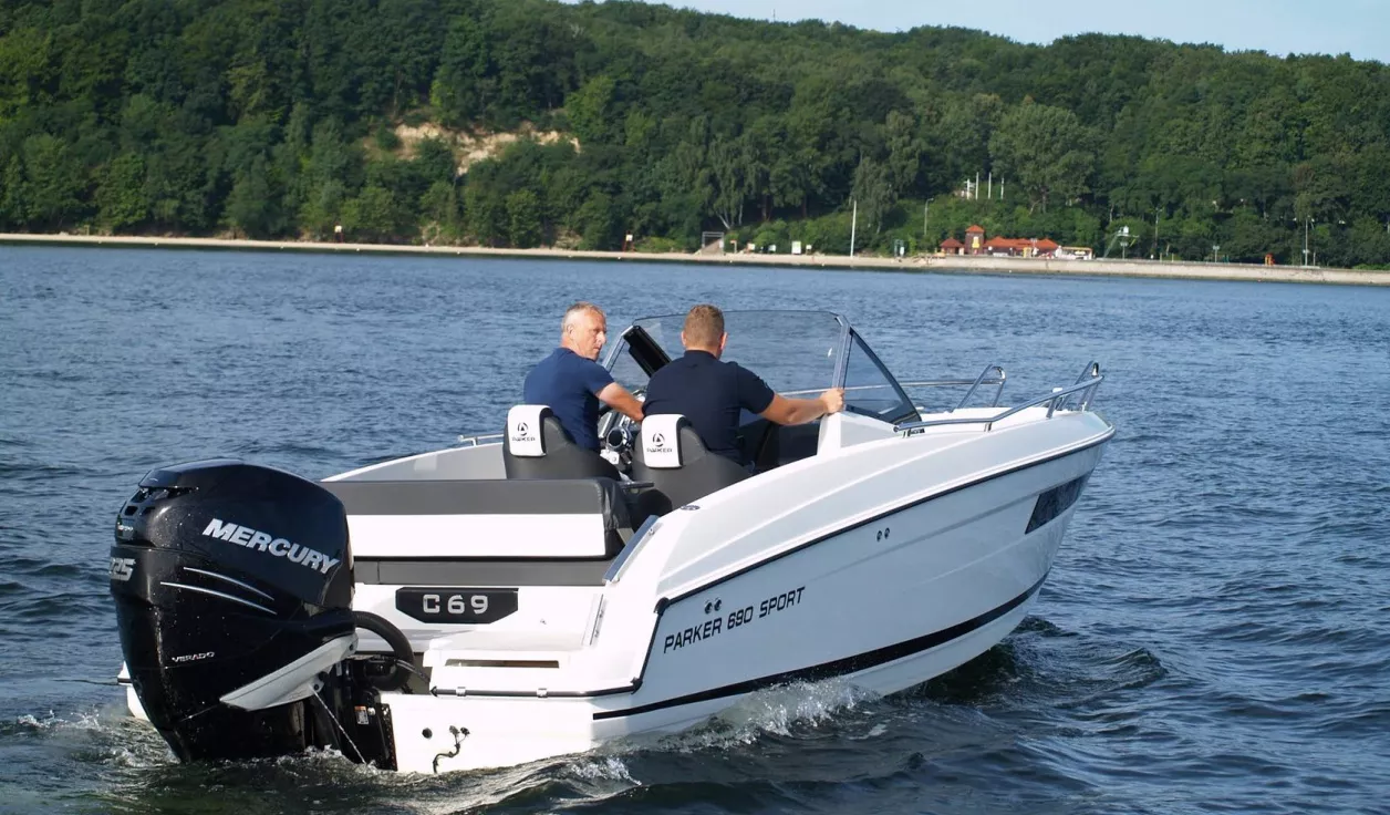 Катер Parker 690 Sport - фото 2