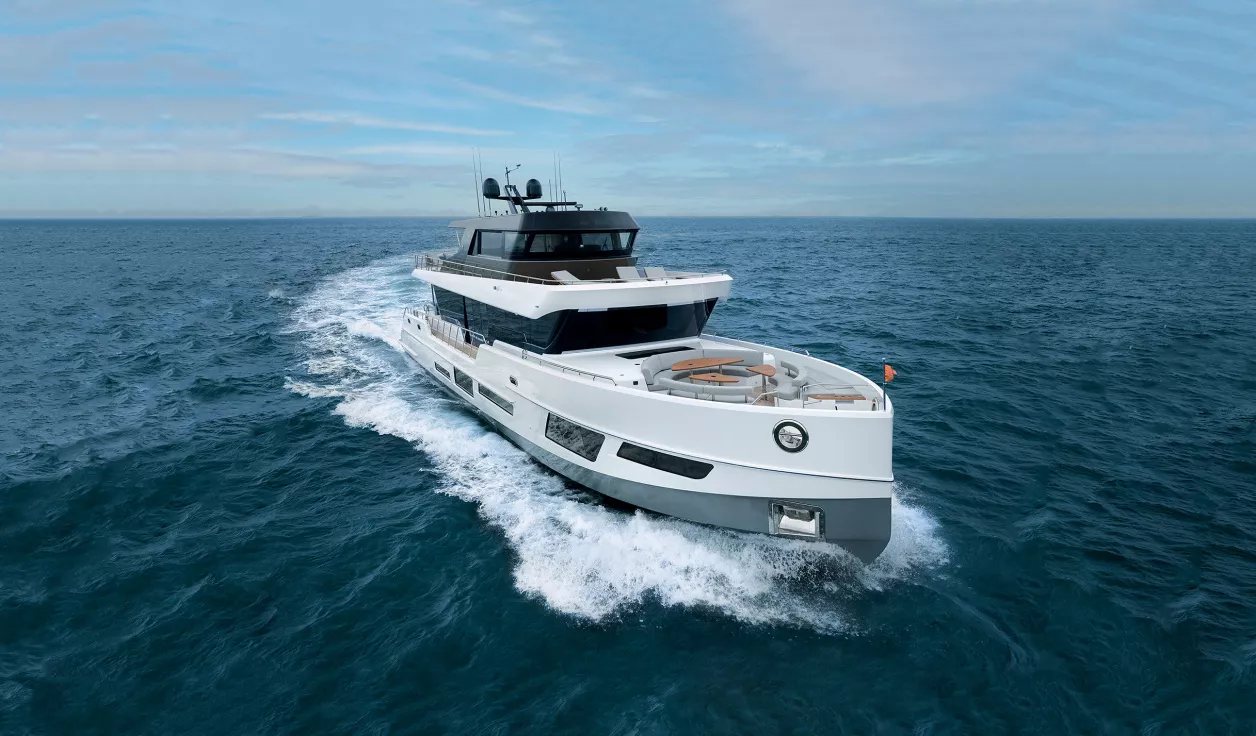 Моторная яхта CL Yachts CLX96 - фото 2
