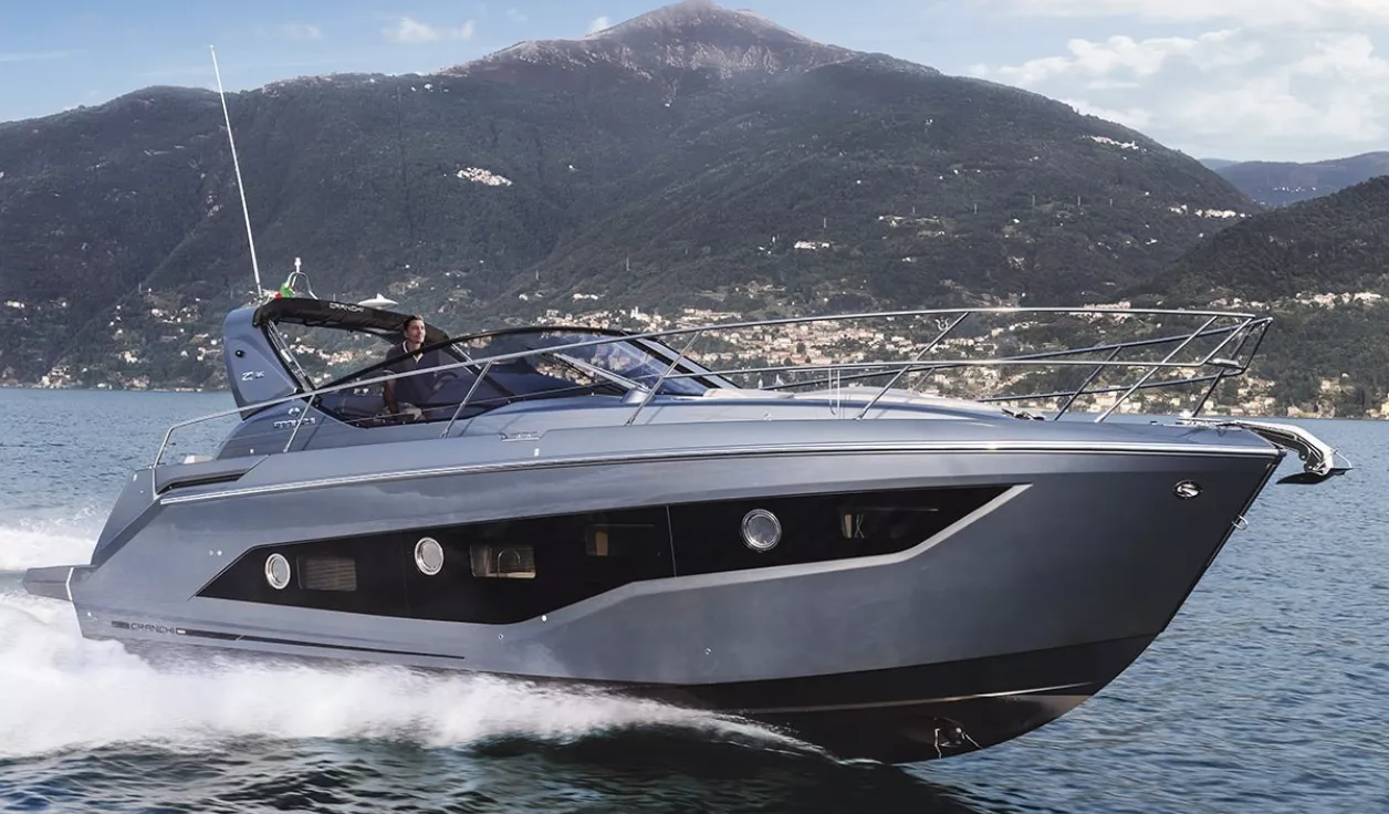 Моторная яхта Cranchi Z 35 - фото 1