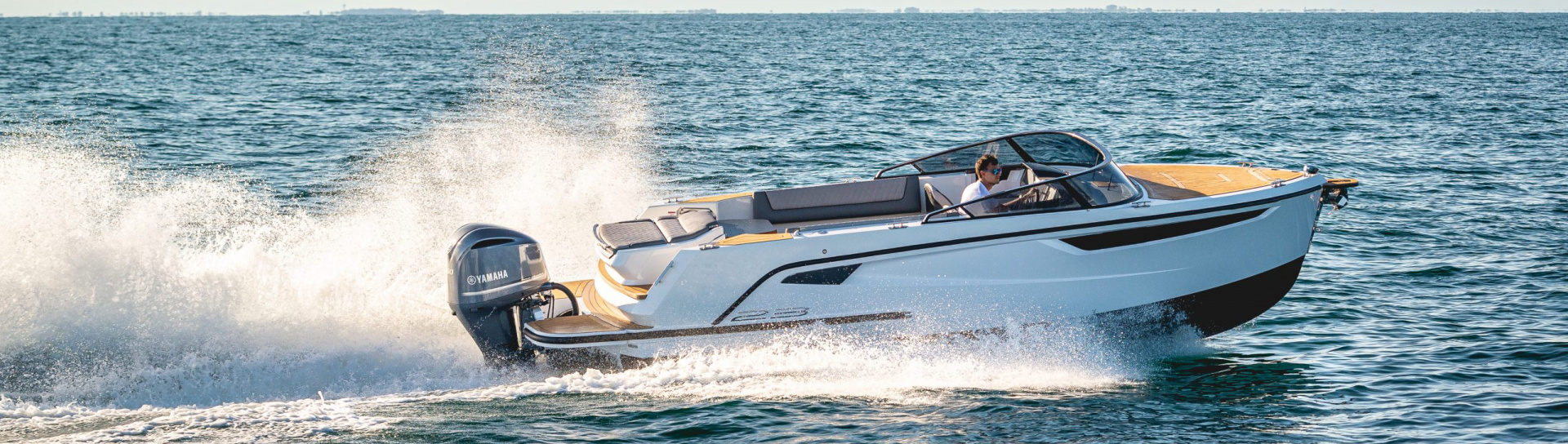 Катер Alfastreet Marine 25 Cabin Evo Outboard - фото