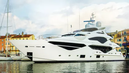 Sunseeker 131 Yacht