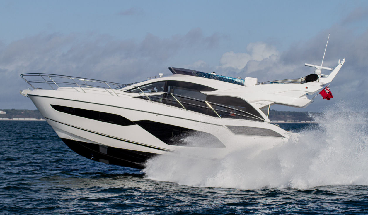 Моторная яхта Sunseeker Manhattan 55 - фото 1