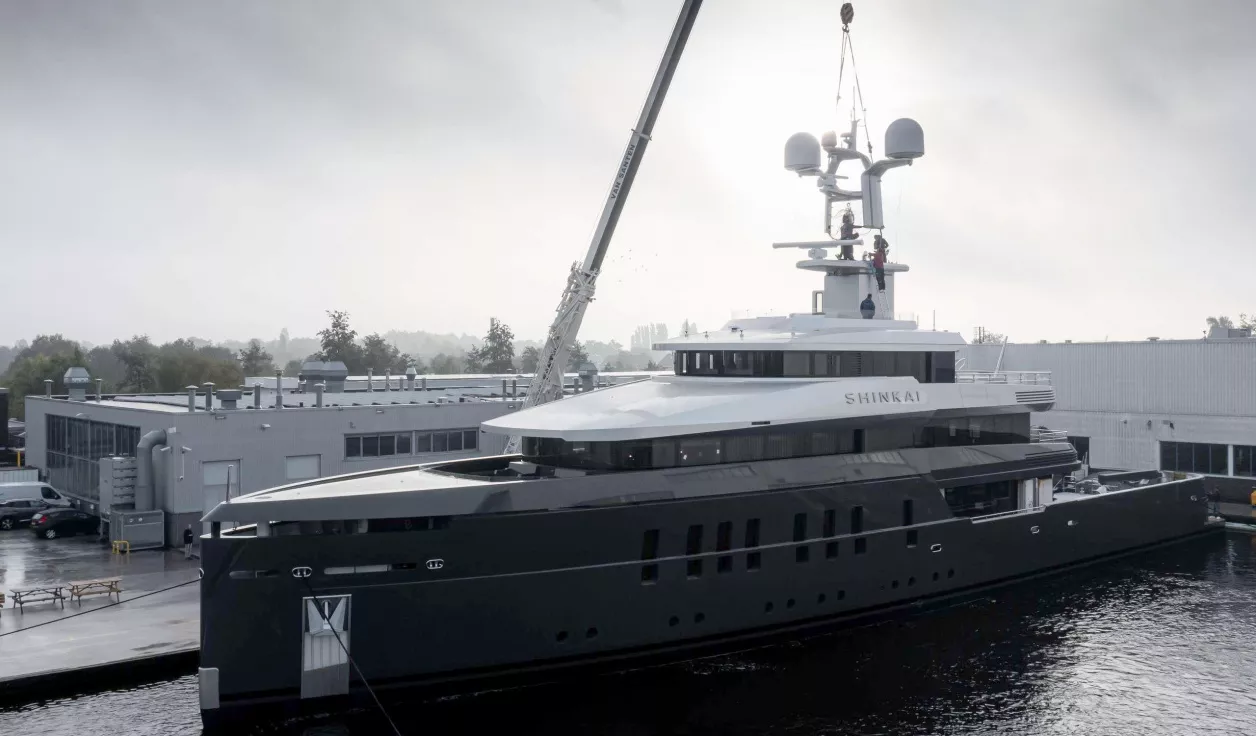 Моторная яхта Feadship Shinkai - фото 1
