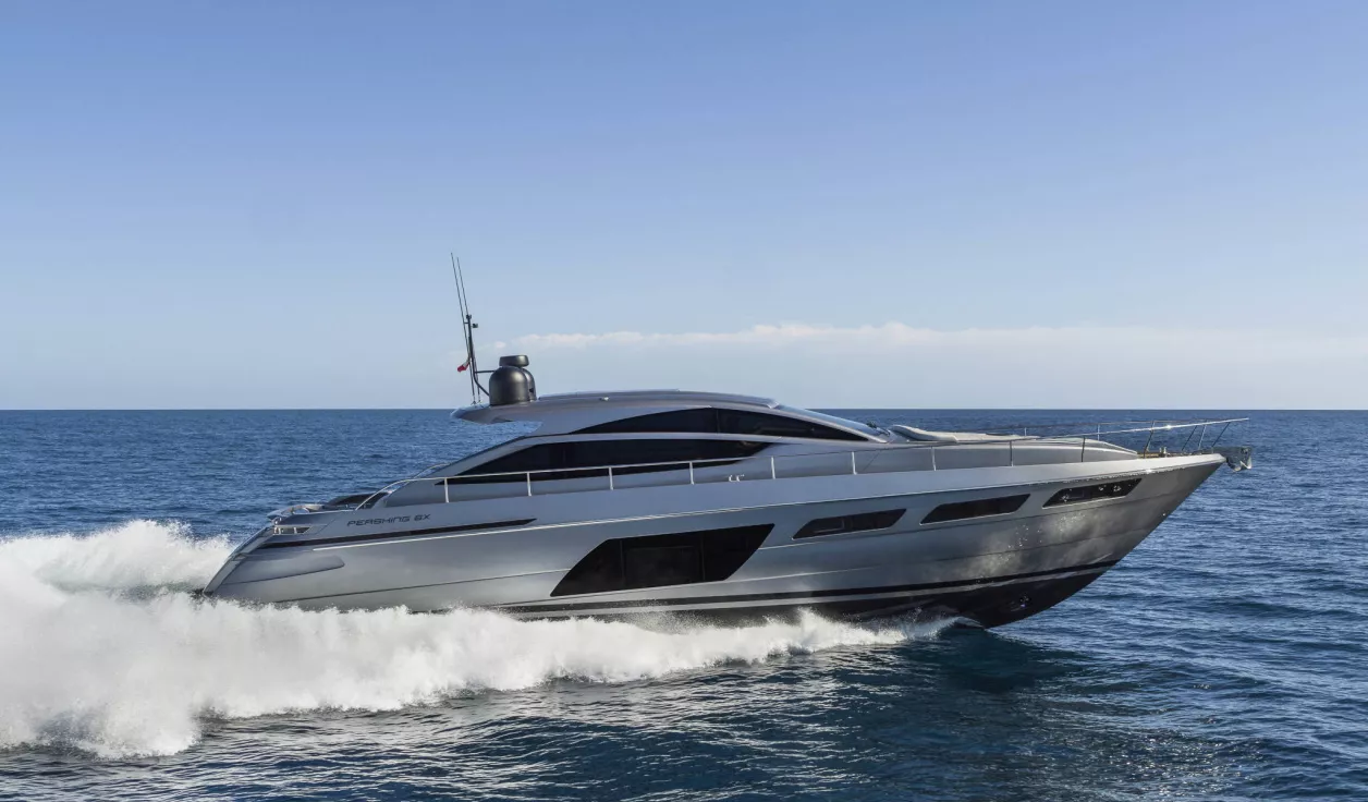 Моторная яхта Pershing 6X - фото 2