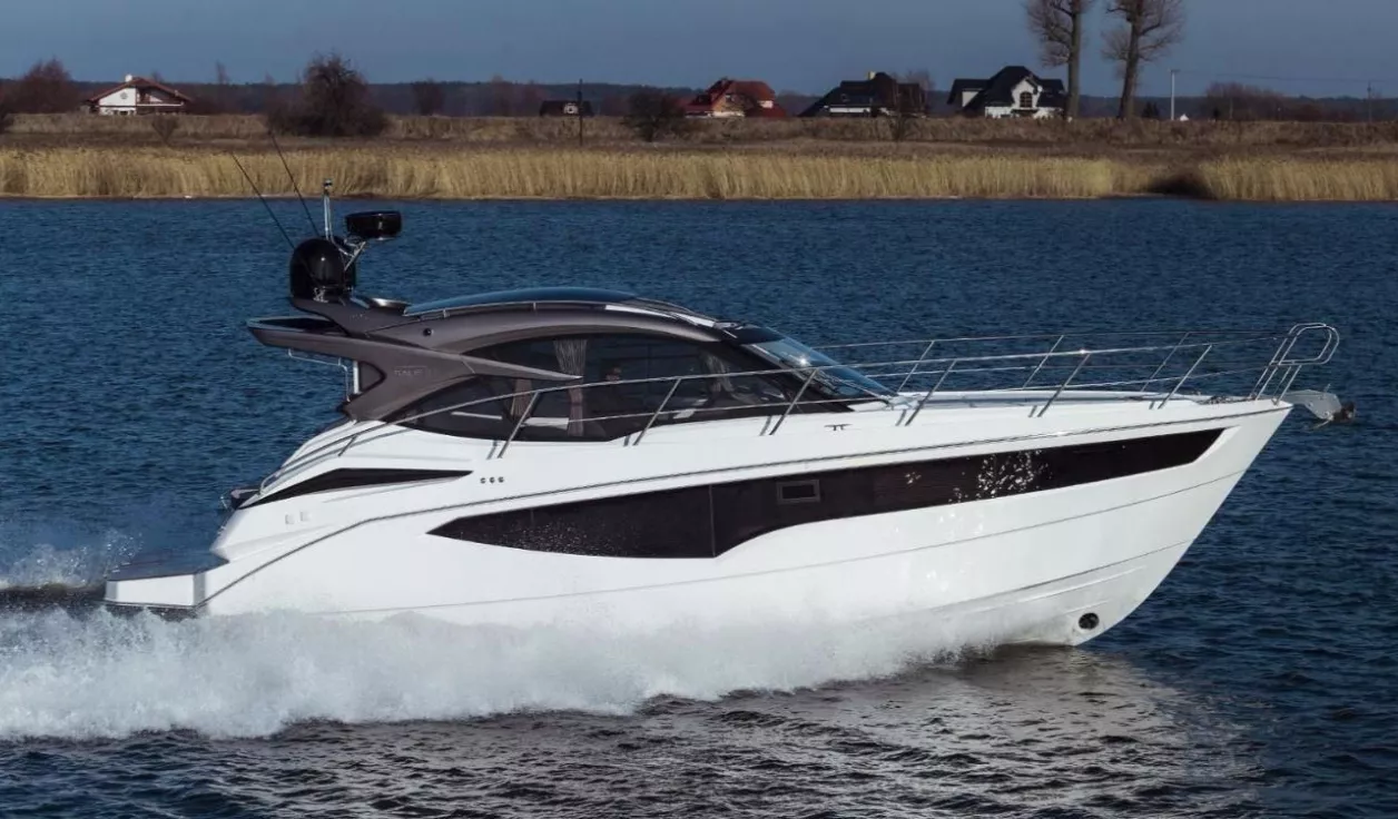 Моторная яхта Galeon 365 HTS - фото 2