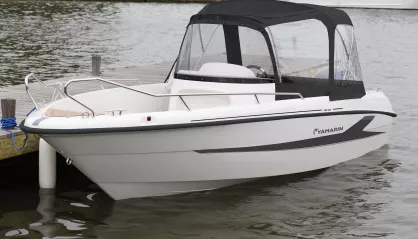 Yamarin 61 Center Console
