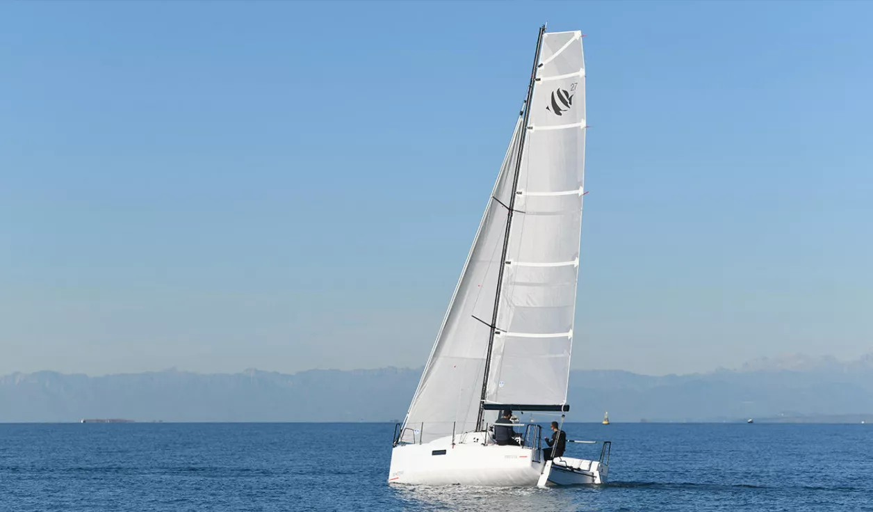 Парусная яхта Beneteau First 27 SE - фото 2