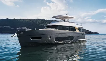 Azimut Magellano 66