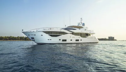 Sunseeker 116 Yacht