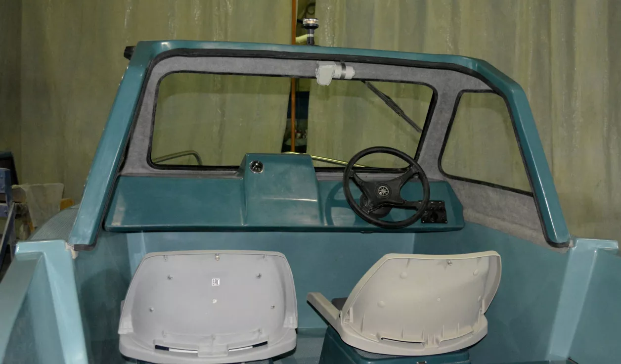 Катер Верфь-Югра Lugger 450 Classic - фото 1