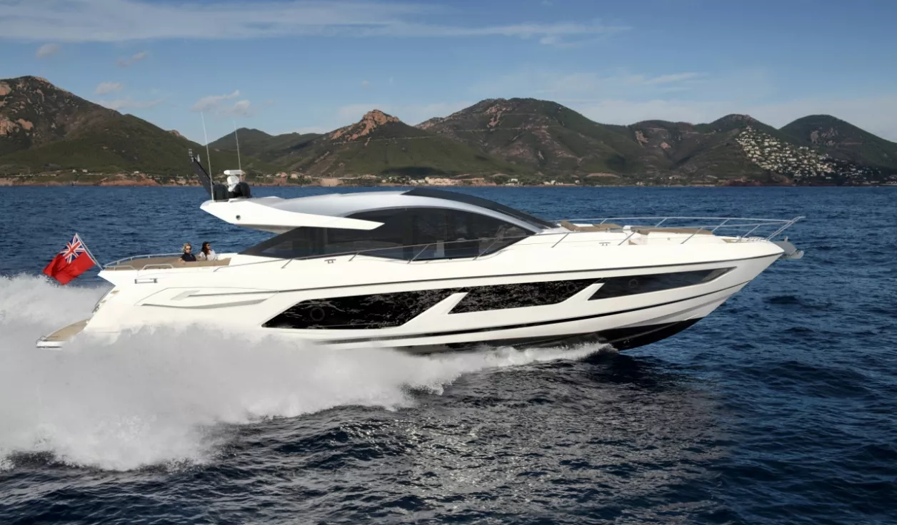 Моторная яхта Sunseeker Predator 74 - фото 2