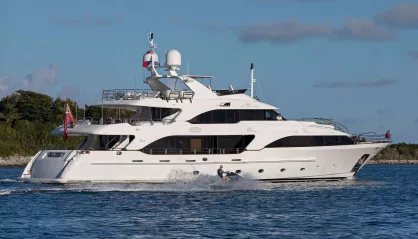 Benetti Classic 120