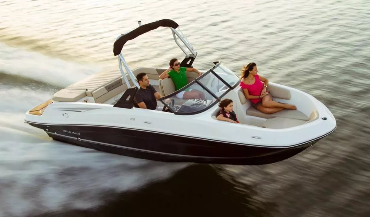 Катер Bayliner VR5 Bowrider - фото 1