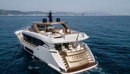 Maiora 30 Walkaround