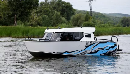 Realcraft 700 Cabin