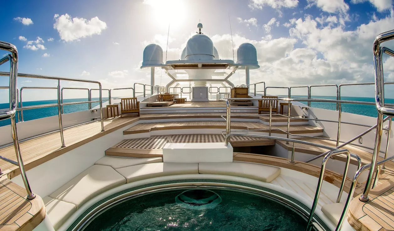 Моторная яхта Lurssen Coral Ocean - фото 2