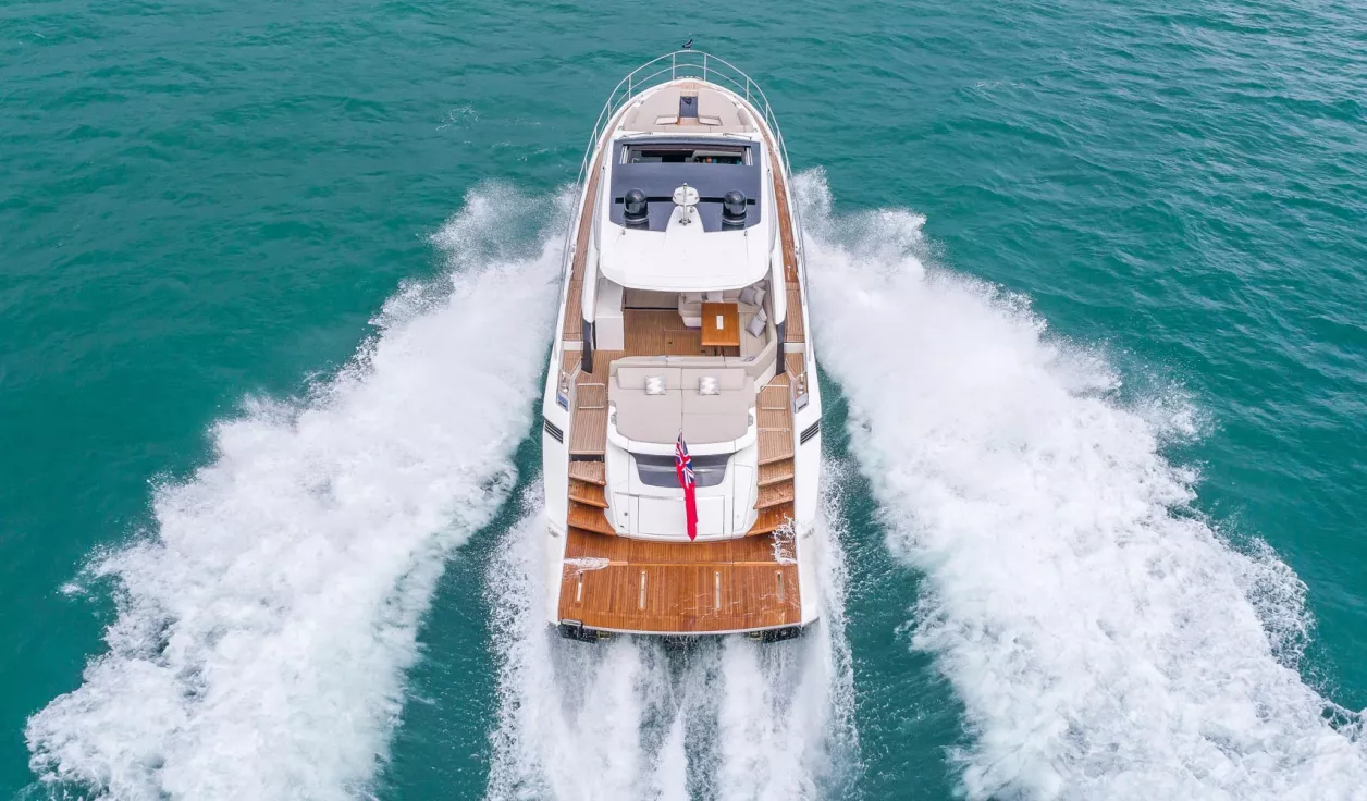 Моторная яхта Fairline Targa 65 GTO - фото 2