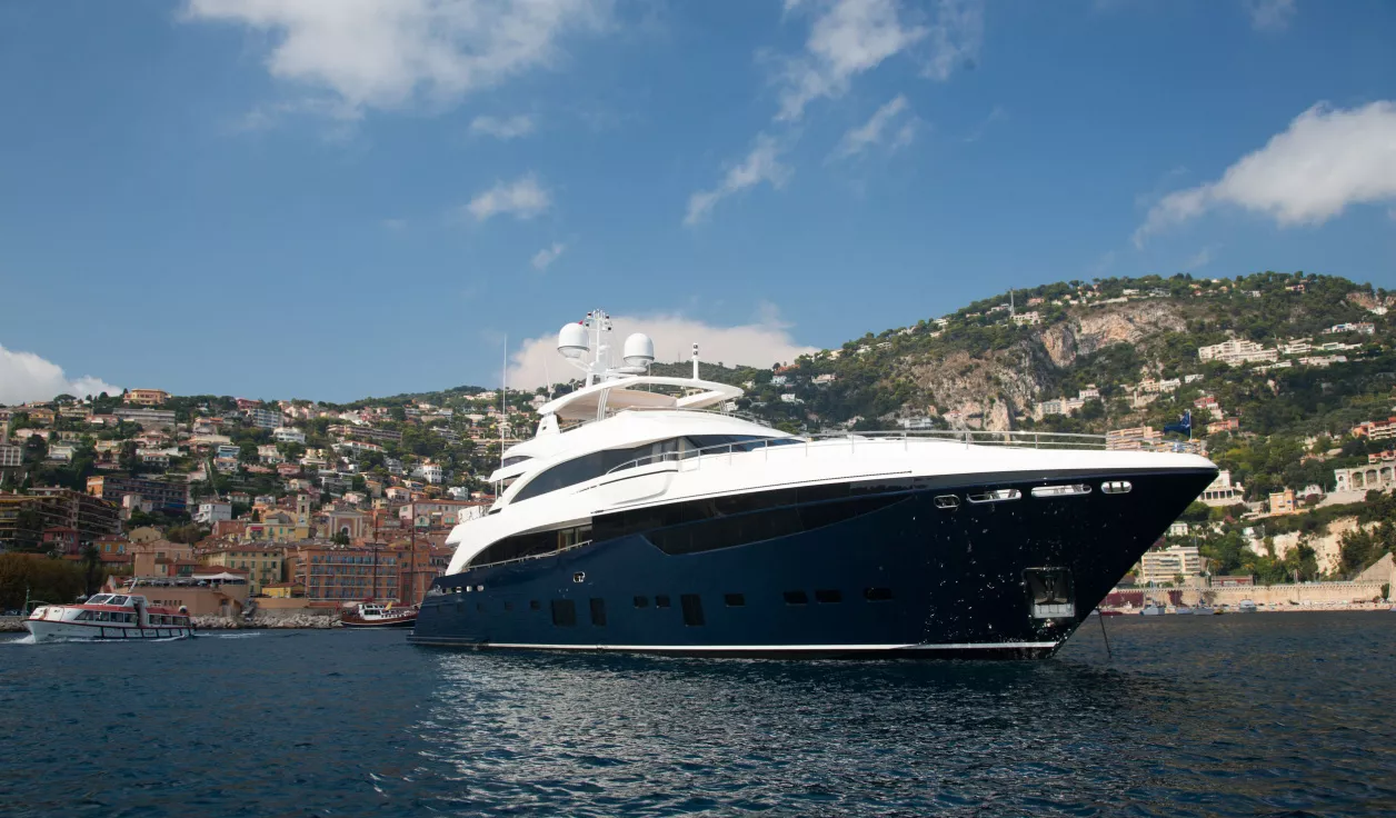 Моторная яхта Princess 40M - фото 1