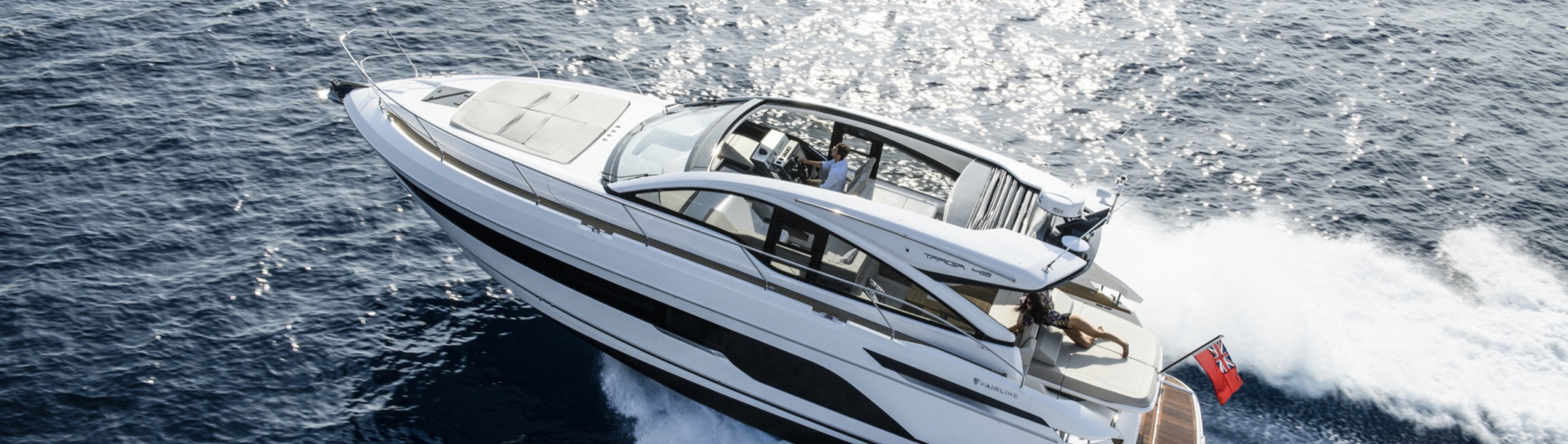 Моторная яхта Fairline Targa  43 Open - фото