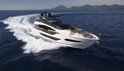 Sunseeker 88 Yacht