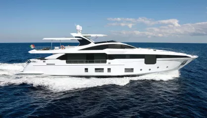 Azimut Grande 35 METRI