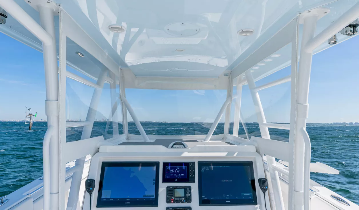 Катер Invincible 35′ Catamaran - фото 2