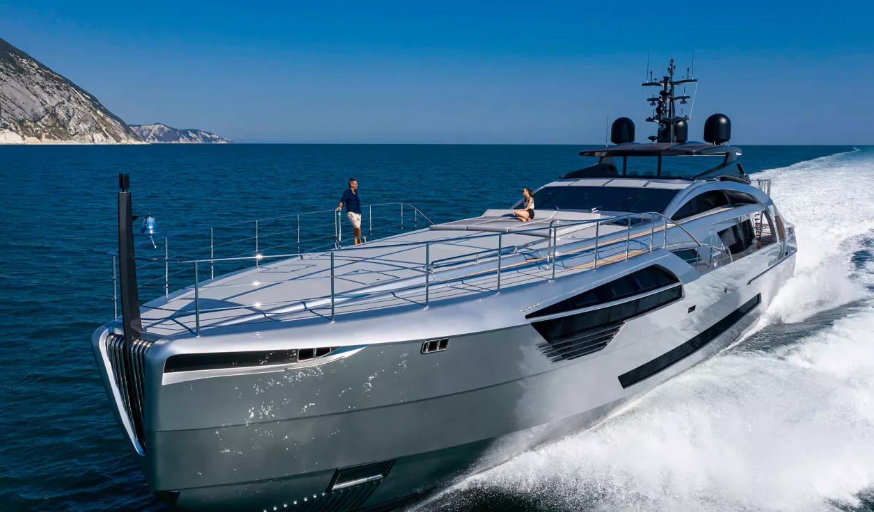 Моторная яхта Pershing 140 - фото 2