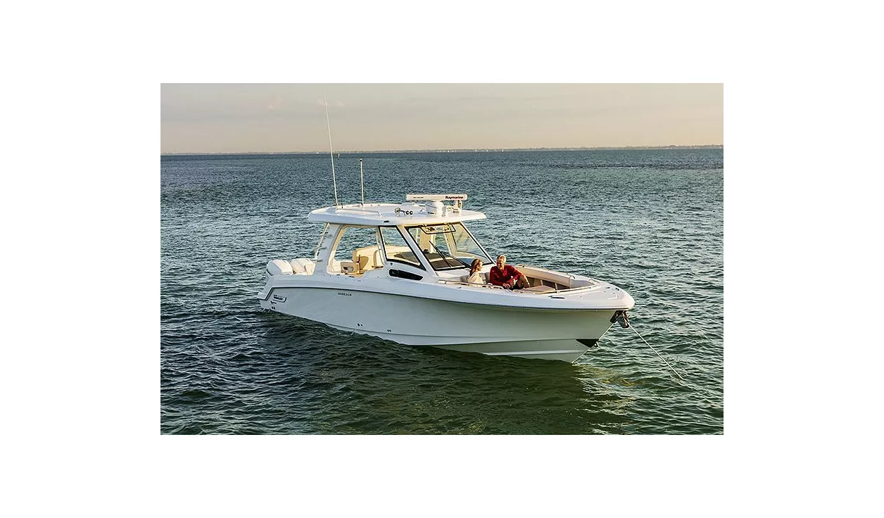 Катер Boston Whaler 350 Realm - фото 1