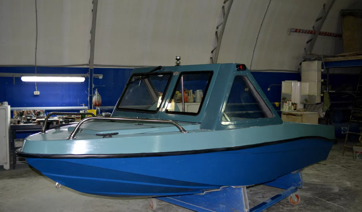 Катер Верфь-Югра Lugger 450 Classic - фото 2