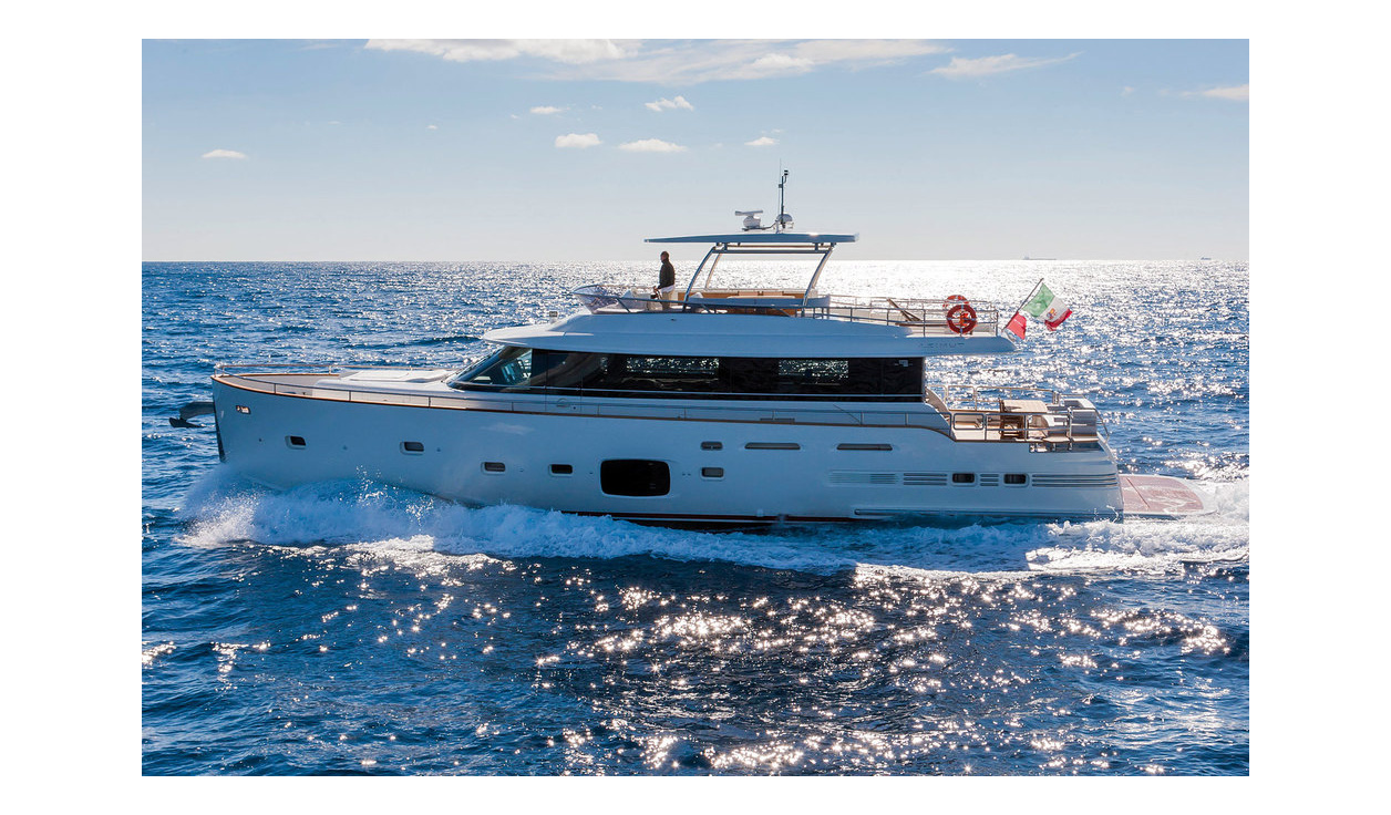 Моторная яхта Azimut Magellano 76 - фото 2