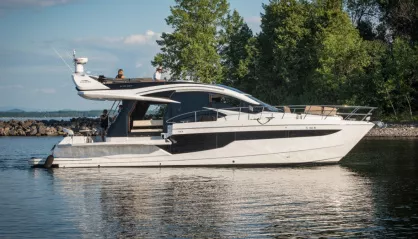 Galeon 510 Skydeck