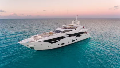 Sunseeker 116 Yacht