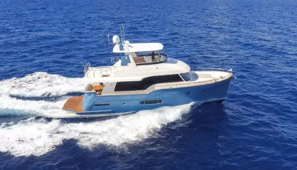 Outer Reef 620 Trident