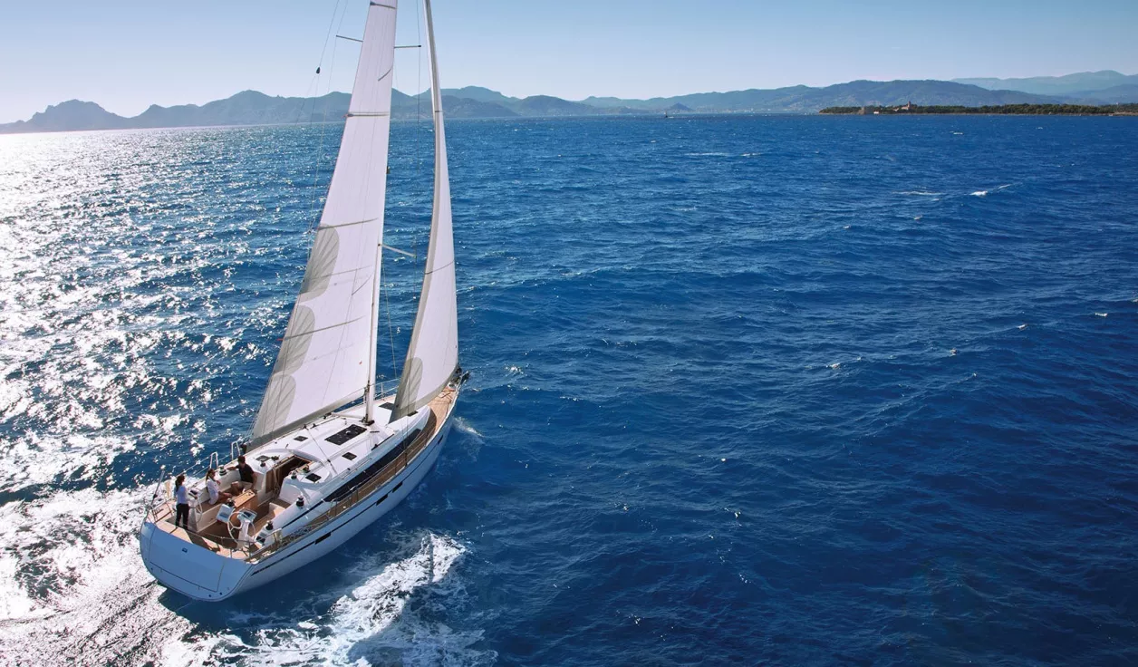 Парусная яхта Bavaria Cruiser 46 - фото 1