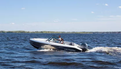 Victory 570 Open