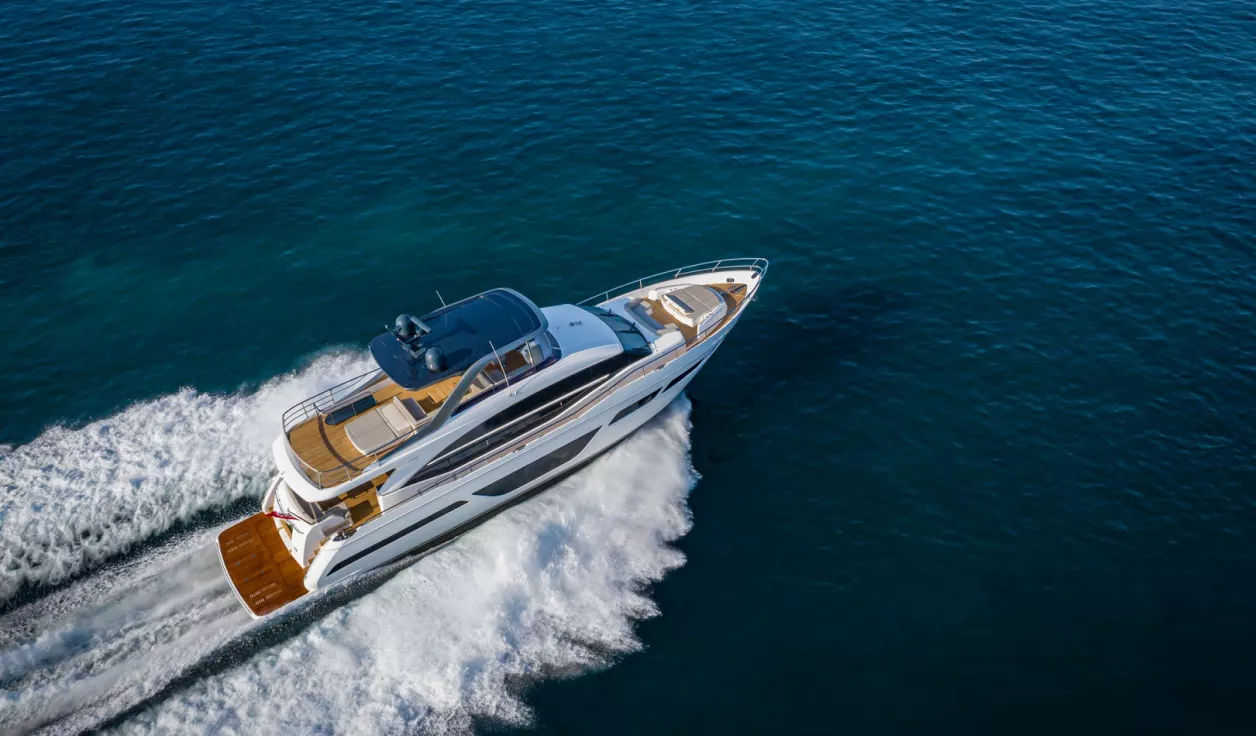 Моторная яхта Princess Y78 - фото 2