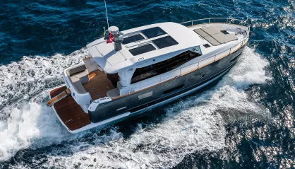 Azimut Magellano 43 HT