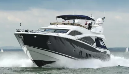 Sunseeker 82 Yacht