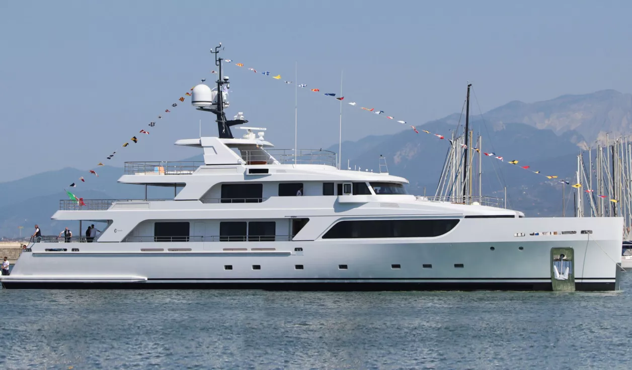 Моторная яхта Codecasa 43 – Hull F77 (M/Y Boji) - фото 2