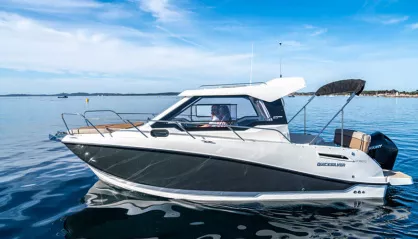Quicksilver Activ 675 Weekend 