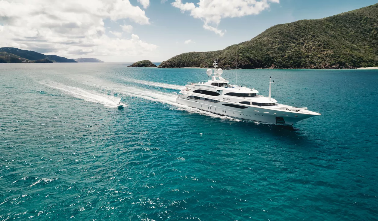 Моторная яхта Benetti M/Y Meamina - фото 1