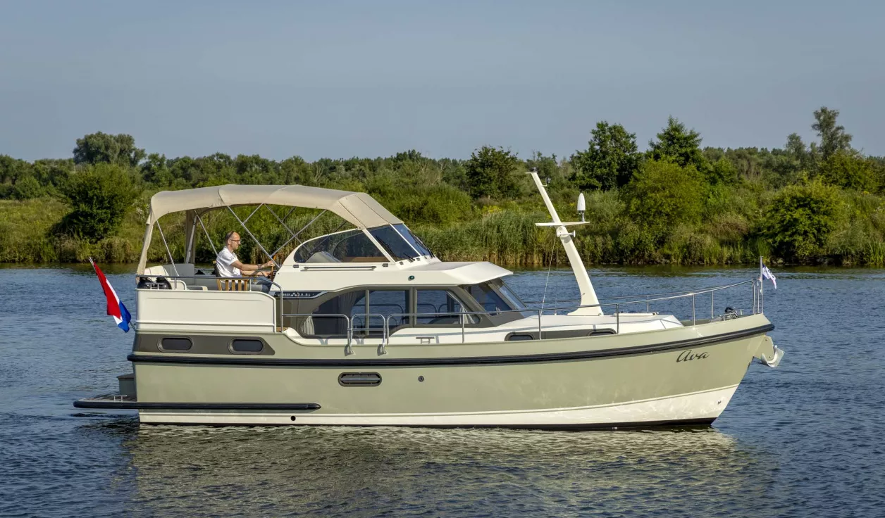 Моторная яхта Linssen 30 SL AC - фото 1