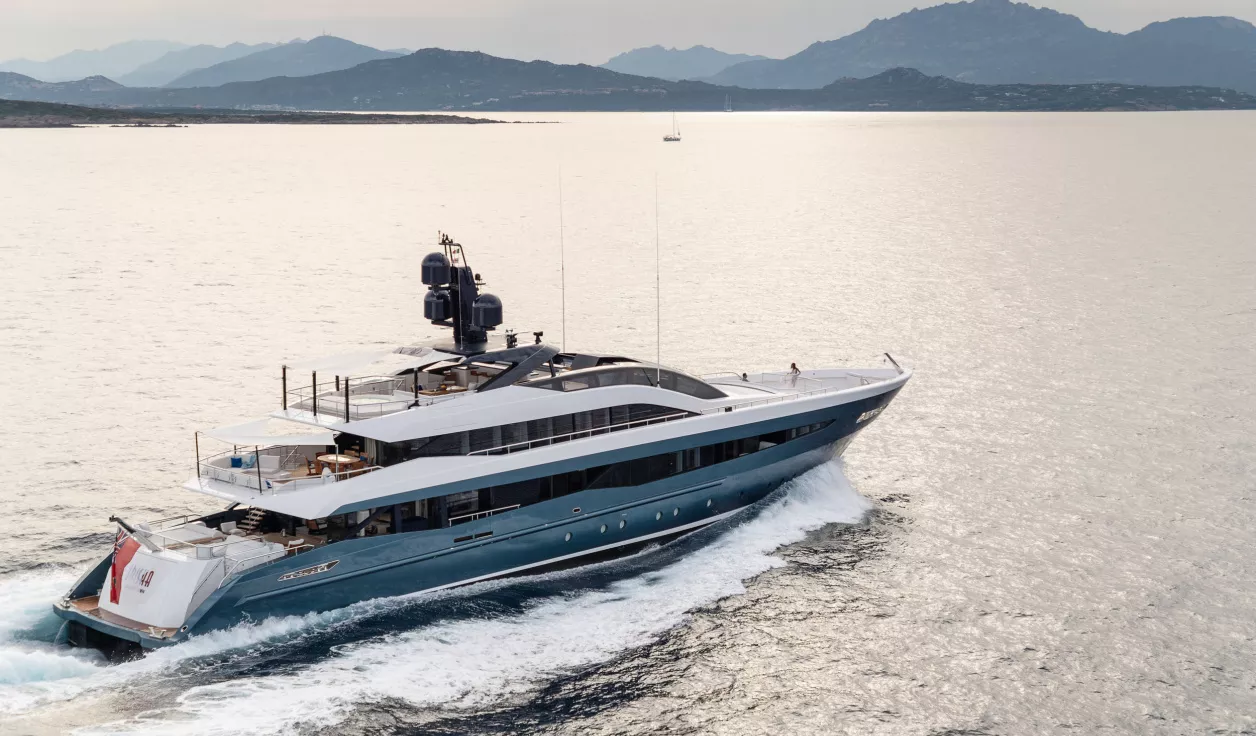 Моторная яхта Heesen Irisha - фото 2