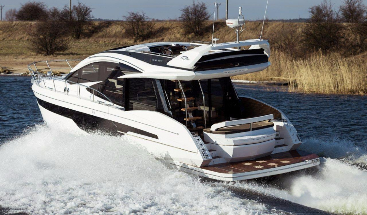 Моторная яхта Galeon 510 Skydeck - фото 2