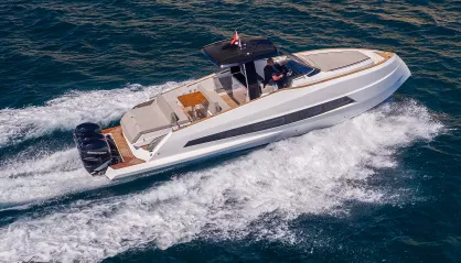 Astondoa 377 Coupe Outboard