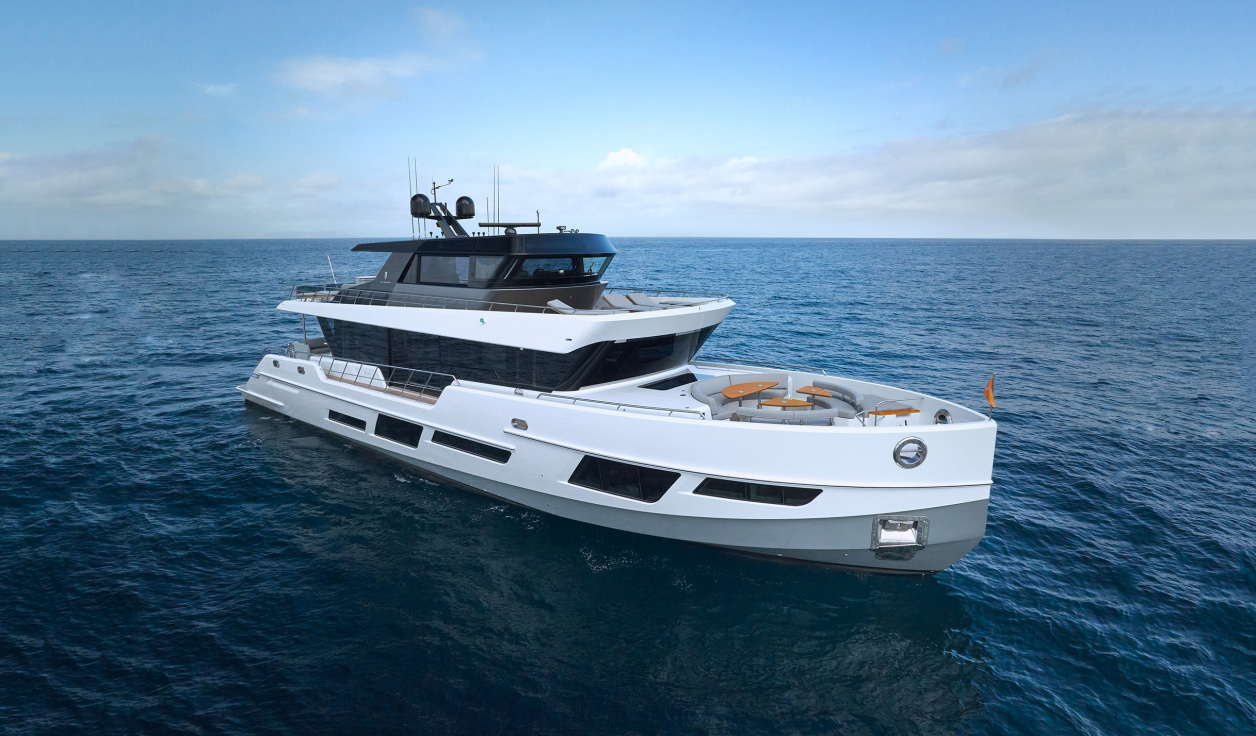 Моторная яхта CL Yachts CLX96 - фото 1