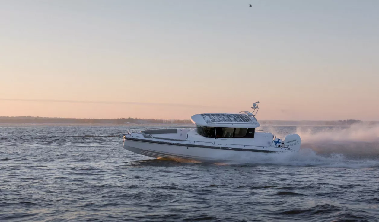 Катер Axopar 28 Cabin - фото 1
